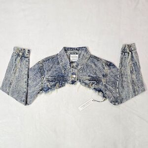 🌿NWT "Highway Jeans"  cropped jeans jacket, distressed, size Small.